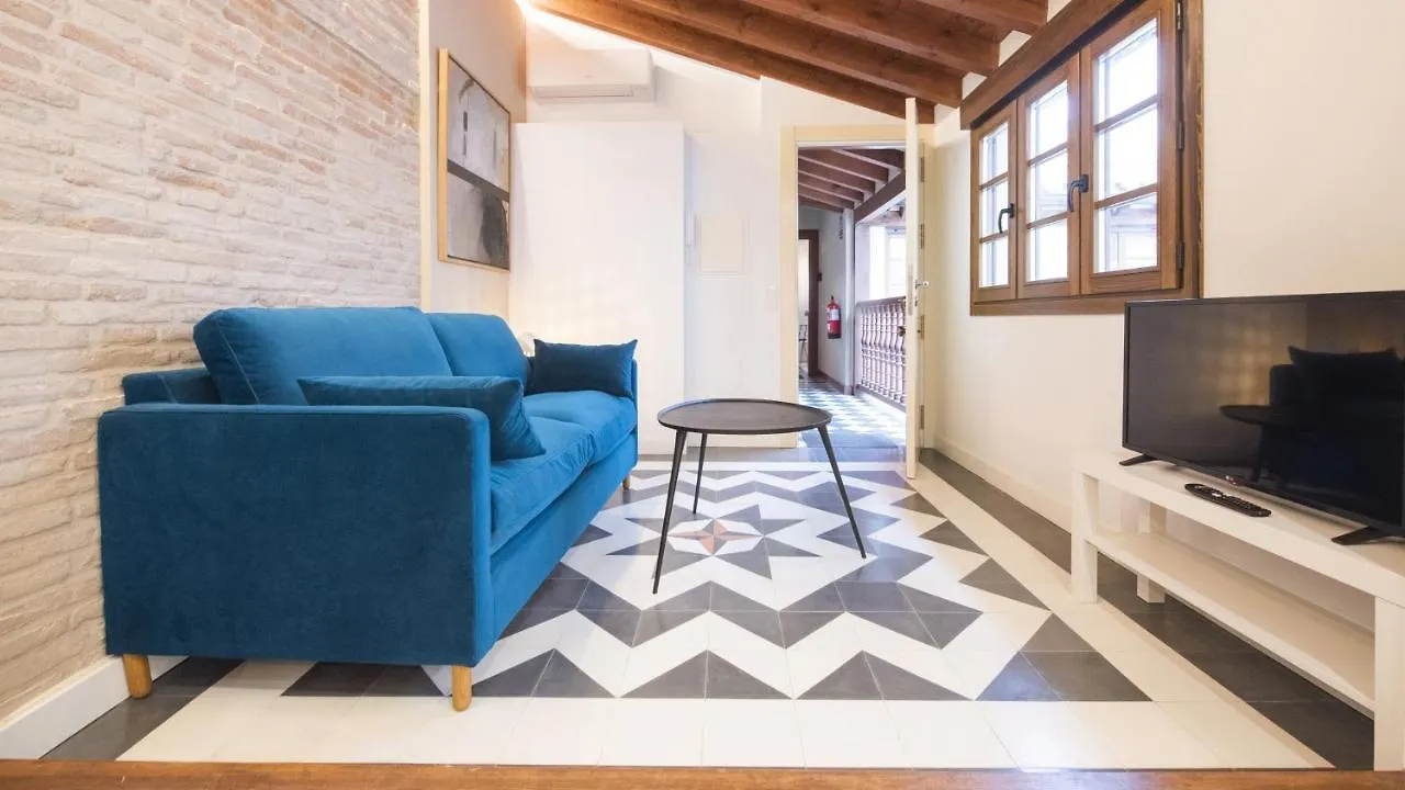 Virgen Blanca - Apartamentos Aloha Toledo