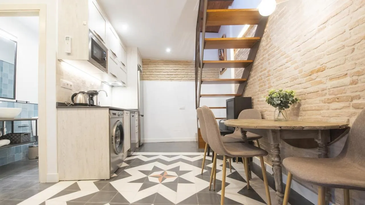 Virgen Blanca - Apartamentos Aloha Toledo 0*,