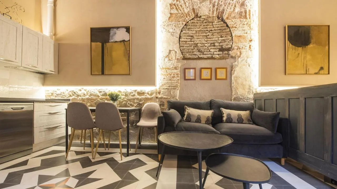 Virgen Blanca - Apartamentos Aloha Toledo