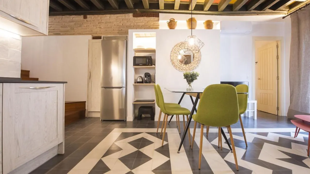 Virgen Blanca - Apartamentos Aloha Toledo 0*,